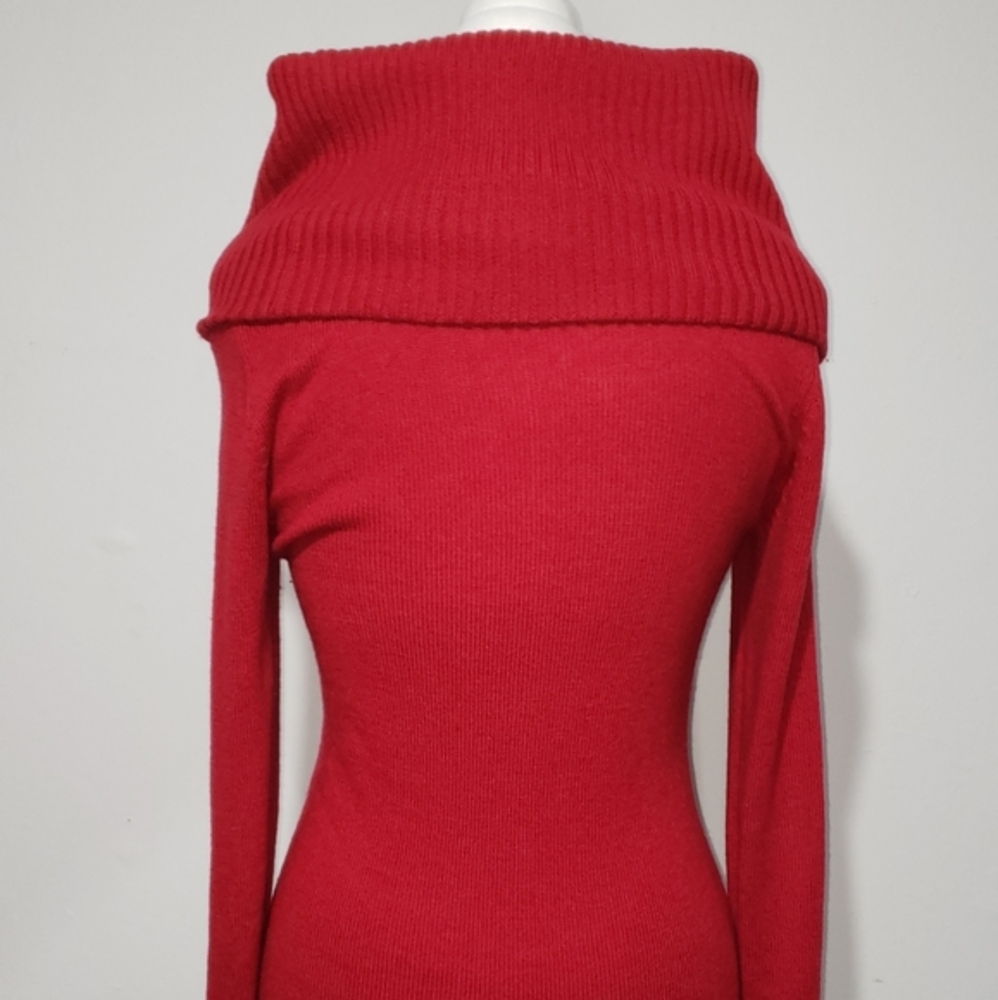❤Gap Red off the Shoulder Cable Knit Sweater